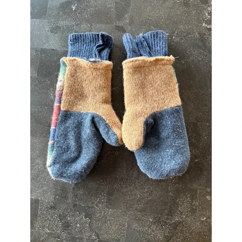 Handmade Up Cycled Mitten from recycle Wool Blend Sweaters Fair Isle Winter Chic